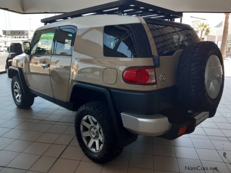 Toyota FJ Cruiser 4.0 V6 Auto in Namibia