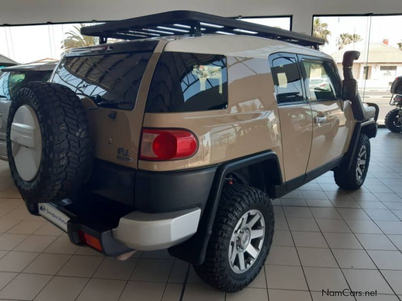 Toyota FJ Cruiser 4.0 V6 Auto in Namibia