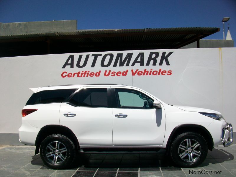 Toyota FORTUNER 2.8 4X2 A/T in Namibia
