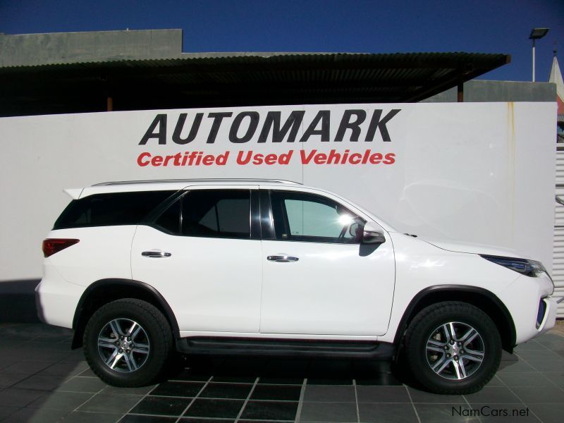 Toyota FORTUNER 2.8 4X4 A/T in Namibia