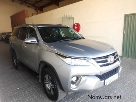 Toyota Fortuner 2.4 A/T 4x2 in Namibia