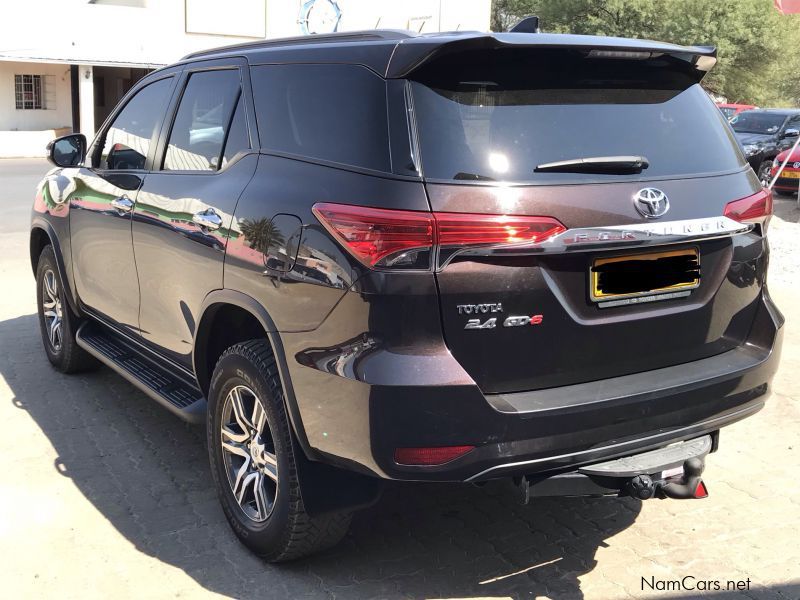 Toyota Fortuner 2.4 GD-6 in Namibia