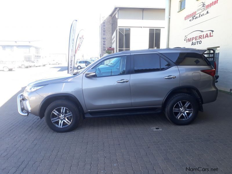 Toyota Fortuner 2.4 SUV 4x2 in Namibia