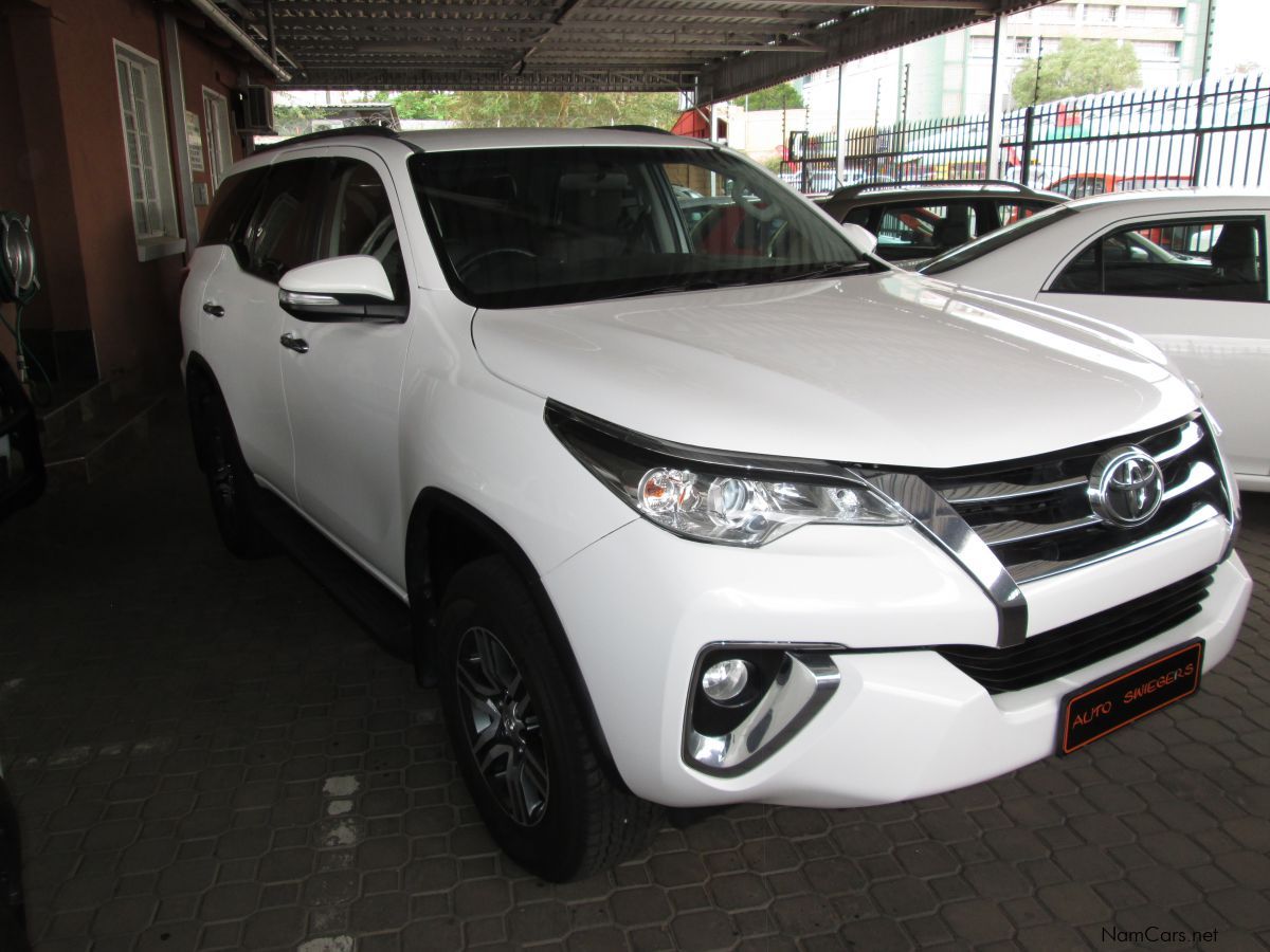 Toyota Fortuner 2.4GD-6 A/T 2x4 in Namibia