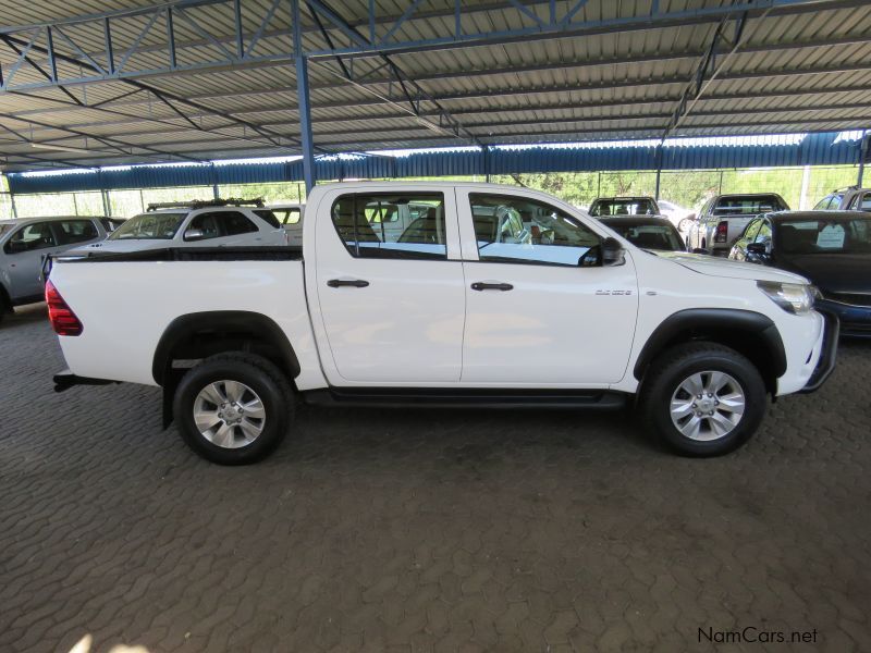 Toyota HILUX 2.4 GD6 SR 4X4 D/CAB MAN in Namibia