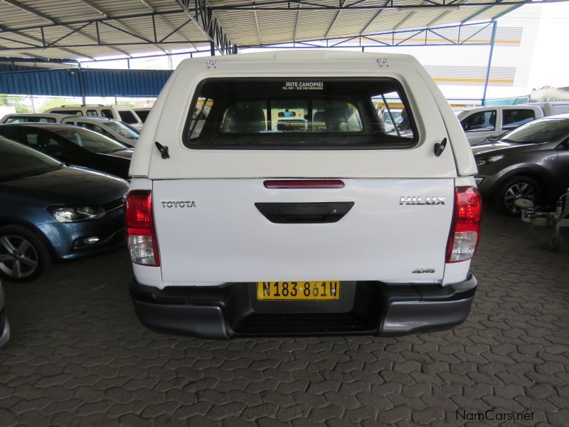 Toyota HILUX 2.4 GD6 SR 4X4 D/CAB MAN in Namibia