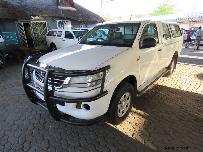 Toyota HILUX 2.5 D4D SRX 4X4 in Namibia