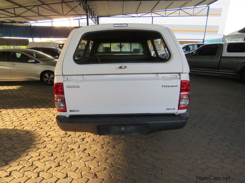 Toyota HILUX 2.5 D4D SRX 4X4 in Namibia