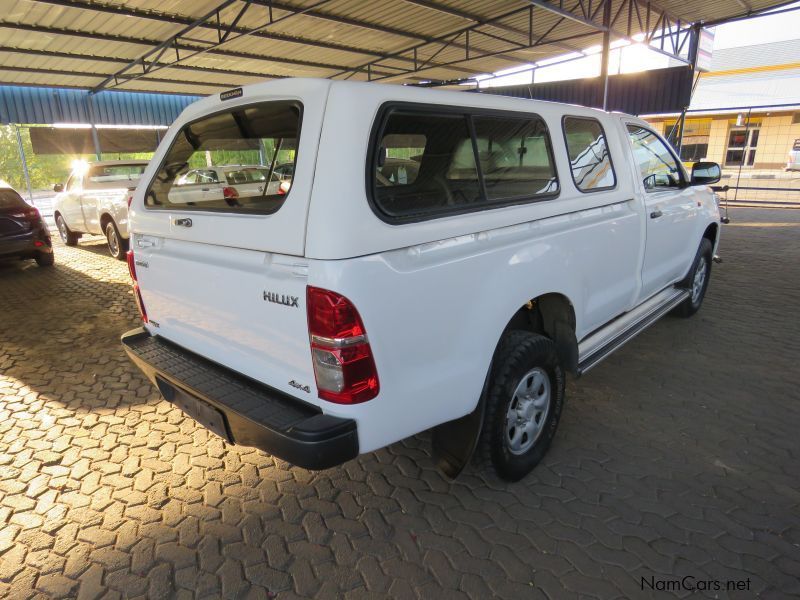 Toyota HILUX 2.5 D4D SRX 4X4 in Namibia