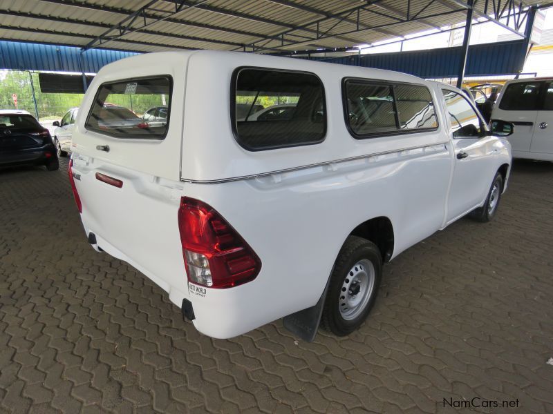 Toyota HILUX 2000 VVTI A/CON in Namibia