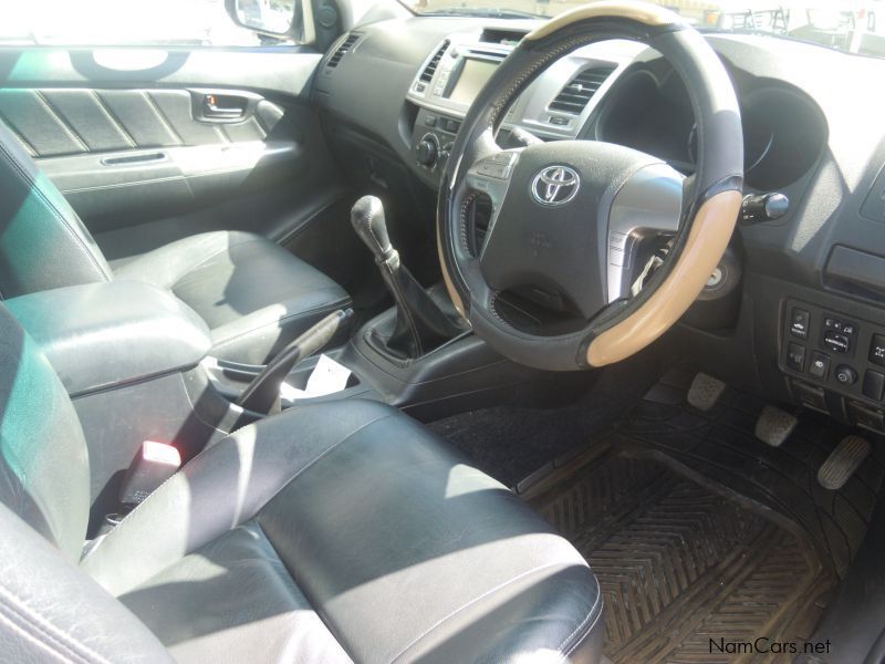 Toyota HILUX 3.0 D4D CLUBCAB LEGEND 45 4X2 in Namibia