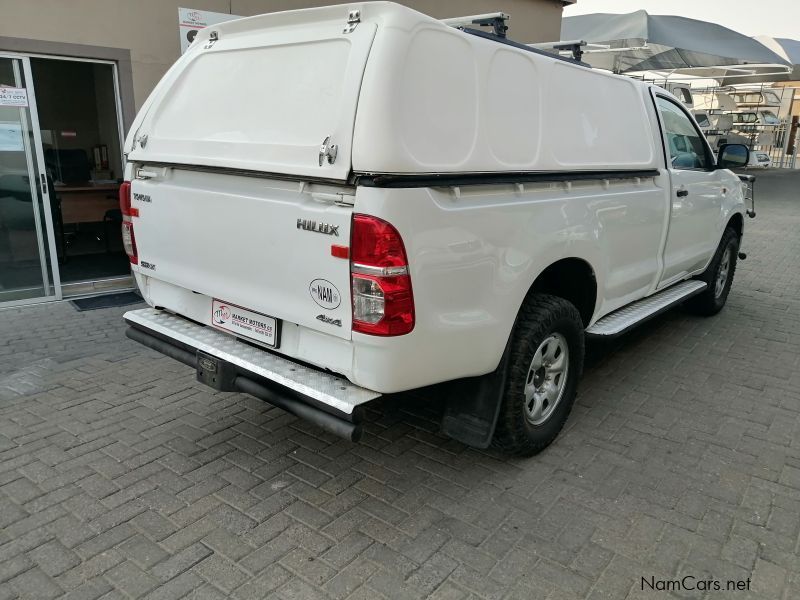 Toyota Hilux  2.5 D-4D SRX 4X4 P/U S/C in Namibia