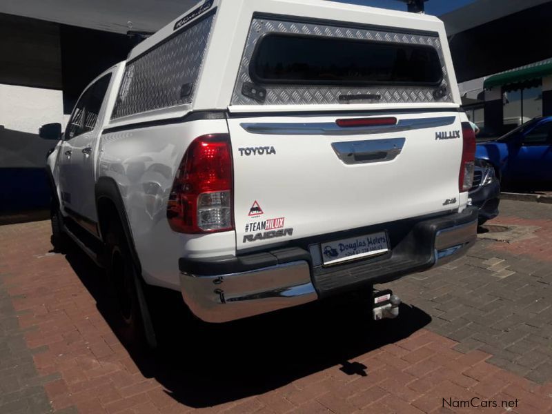 Toyota Hilux  4.0 V6 DC AT 4x4 in Namibia