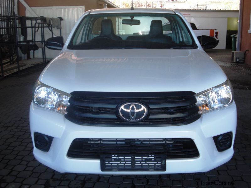 Toyota Hilux 2.0 VVTi LWB in Namibia