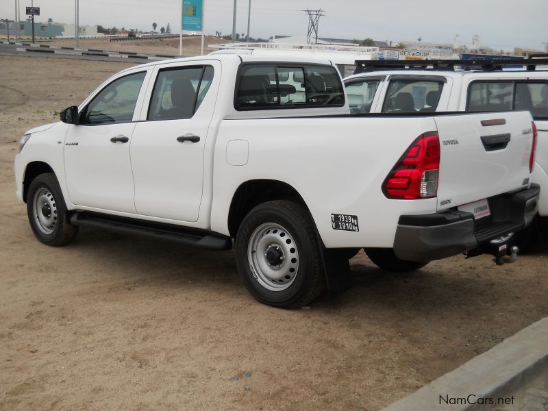 Toyota Hilux 2.4 GD-6 SRX 4x4 in Namibia
