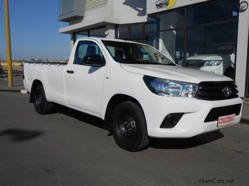 Toyota Hilux 2.4 GD S/C 2X4 lwb in Namibia