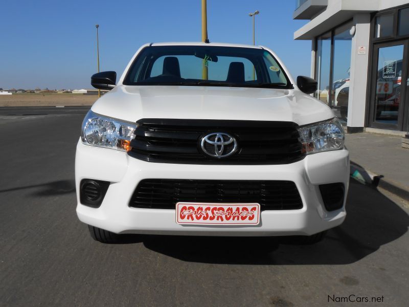 Toyota Hilux 2.4 GD S/C 2X4 lwb in Namibia