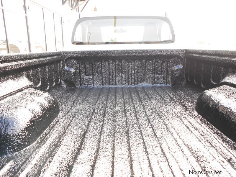 Toyota Hilux 2.4 GD S/C 2X4 lwb in Namibia