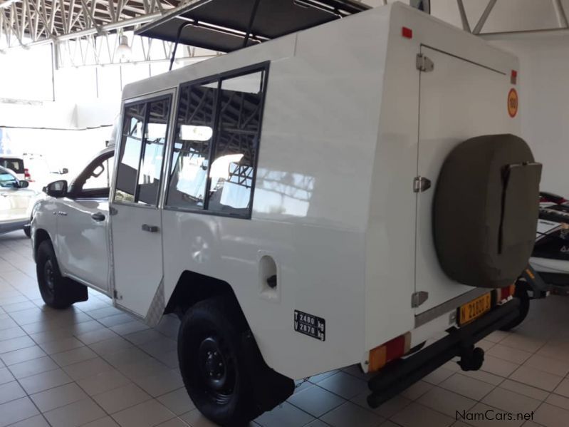 Toyota Hilux 2.4 GD6 4x4 Safari in Namibia