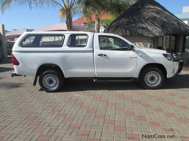 Toyota Hilux 2.4GD-6 R/B in Namibia