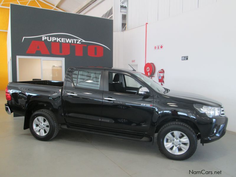 Toyota Hilux 2.8 GD-6 M/T 4x4 in Namibia