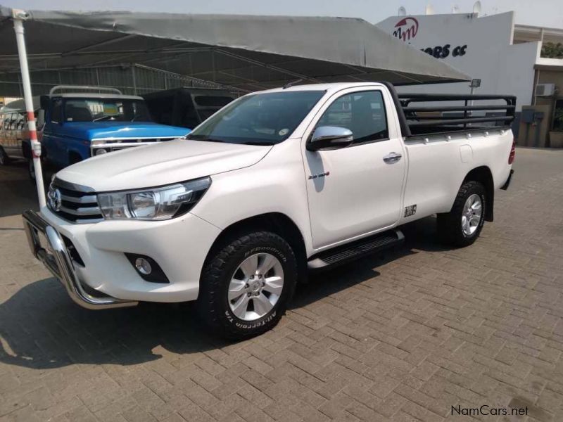 Toyota Hilux 2.8 GD6 Raider 4x4 M/T in Namibia