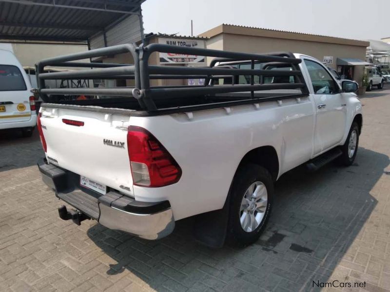 Toyota Hilux 2.8 GD6 Raider 4x4 M/T in Namibia