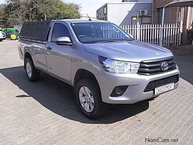 Toyota Hilux 2.8 LWB s Cab 4x4 in Namibia