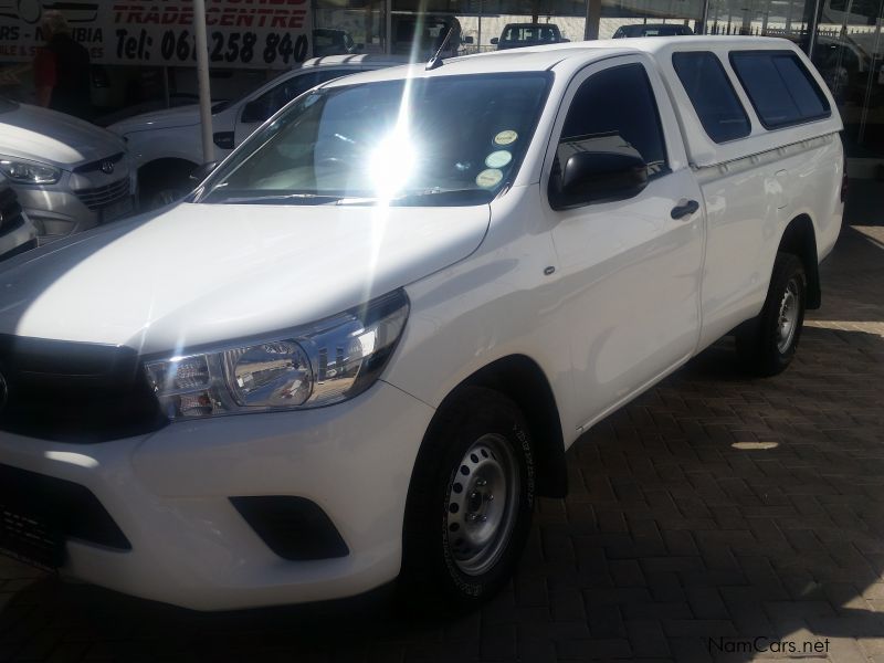 Toyota Hilux 2Lt VVTi SC 4x2 in Namibia