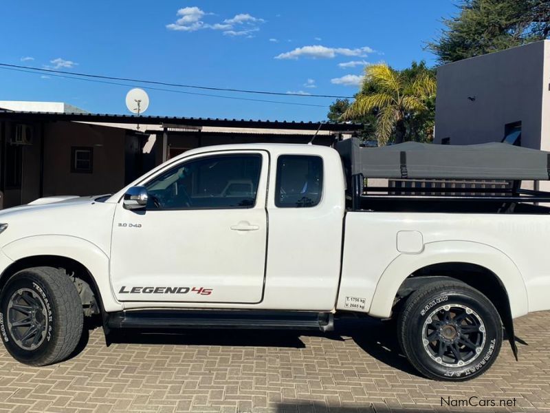 Toyota Hilux 3.0 D4D Ext Cab Legend 45 in Namibia