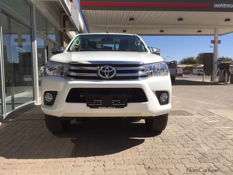 Toyota Hilux 4.0 V6 D/C RB A/T in Namibia