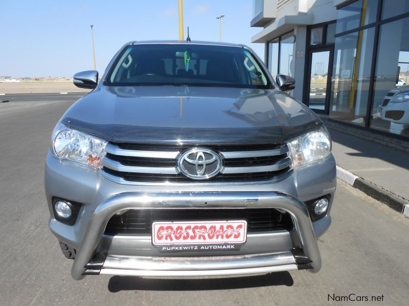 Toyota Hilux 4.0 v6 Raider D/C 4x4 in Namibia