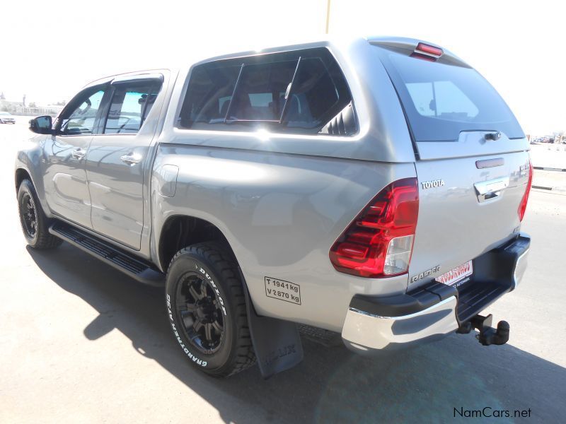 Toyota Hilux 4.0 v6 Raider D/C 4x4 in Namibia