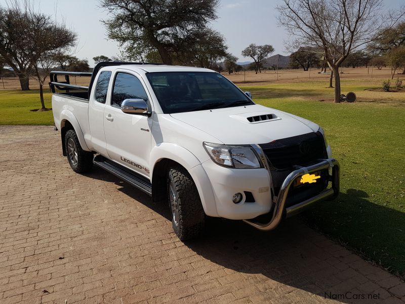 Toyota Hilux Legend 45 3.0d4d extended cab 4x4 in Namibia