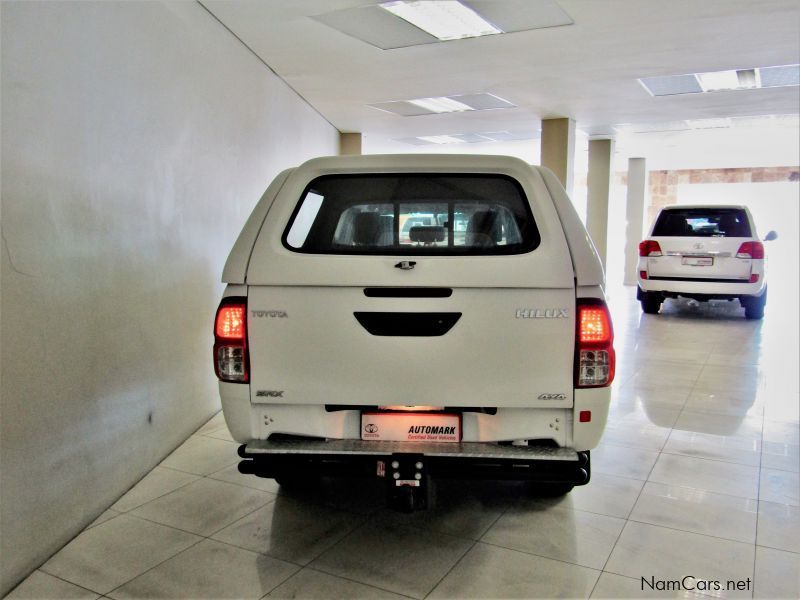 Toyota Hilux SRX 2.4 in Namibia