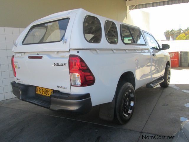 Toyota Hilux SRX VVTI R/B in Namibia
