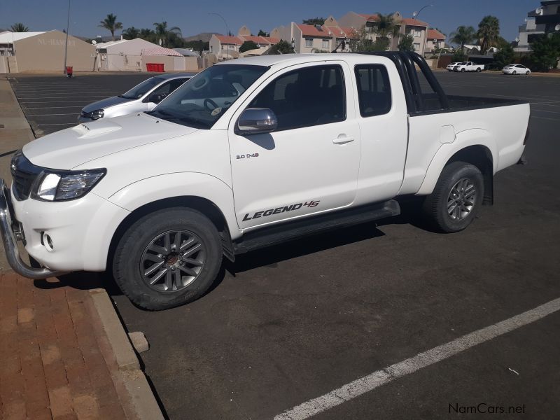 Toyota Hilux legend 45 d4d clubcab in Namibia