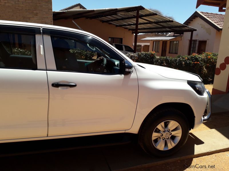 Toyota Hilux vvti 2.7 double cab in Namibia