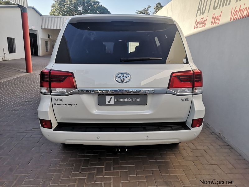 Toyota LAND CRUISER 200 SERIES VX 4.5D in Namibia