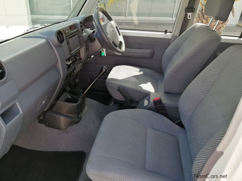 Toyota LAND CRUISER 4.5 V8 TURBO DIESEL in Namibia