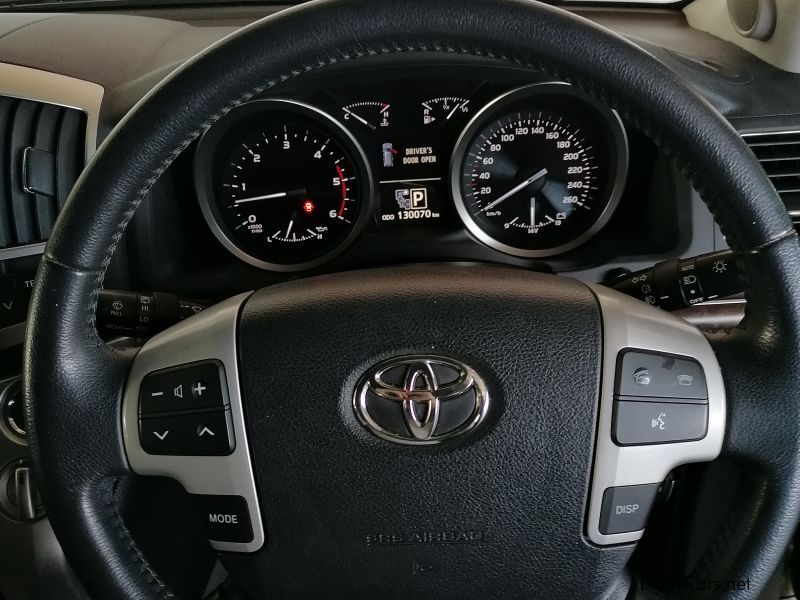 Toyota Land Cruiser 4.5 V8 200 Series VX in Namibia