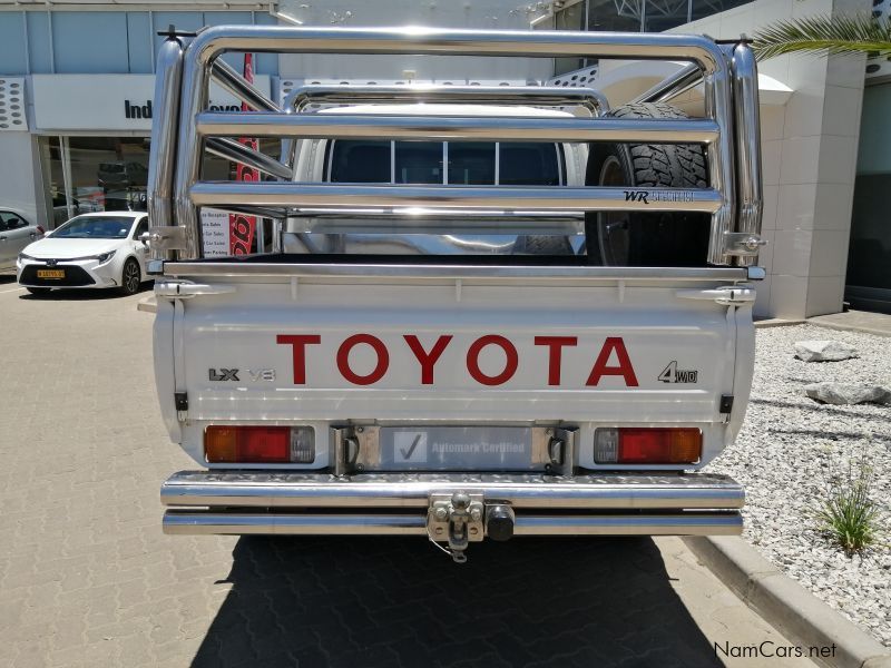 Toyota Land Cruiser 79 DC 4.5D V8 in Namibia