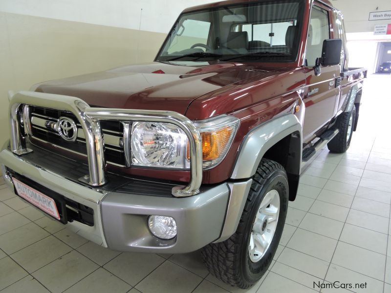 Toyota Land Cruiser Pick Up in Namibia