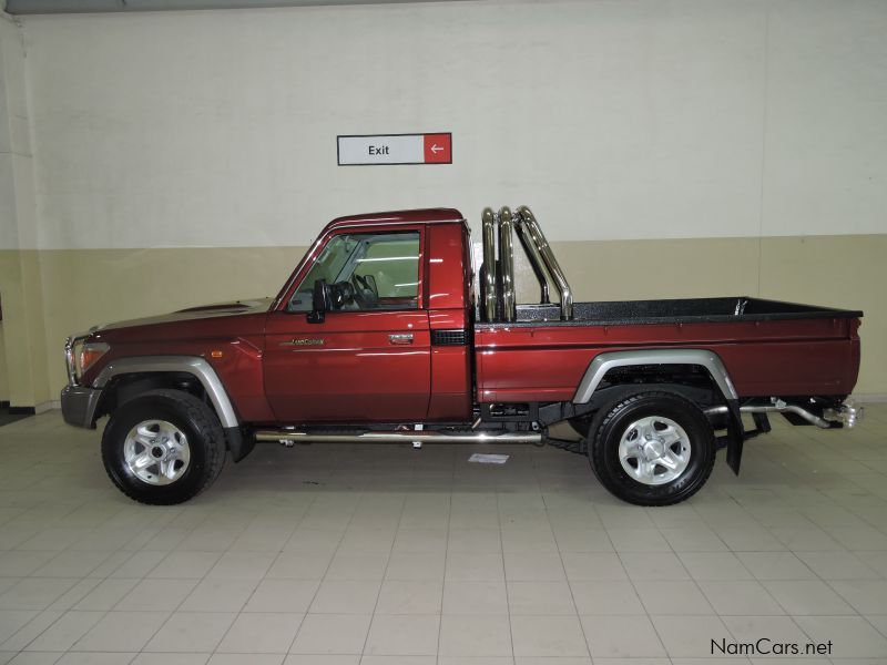 Toyota Land Cruiser Pick Up in Namibia