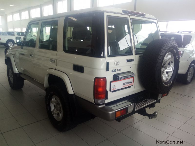 Toyota Land Cruiser V8 Diesel Turbo VX in Namibia