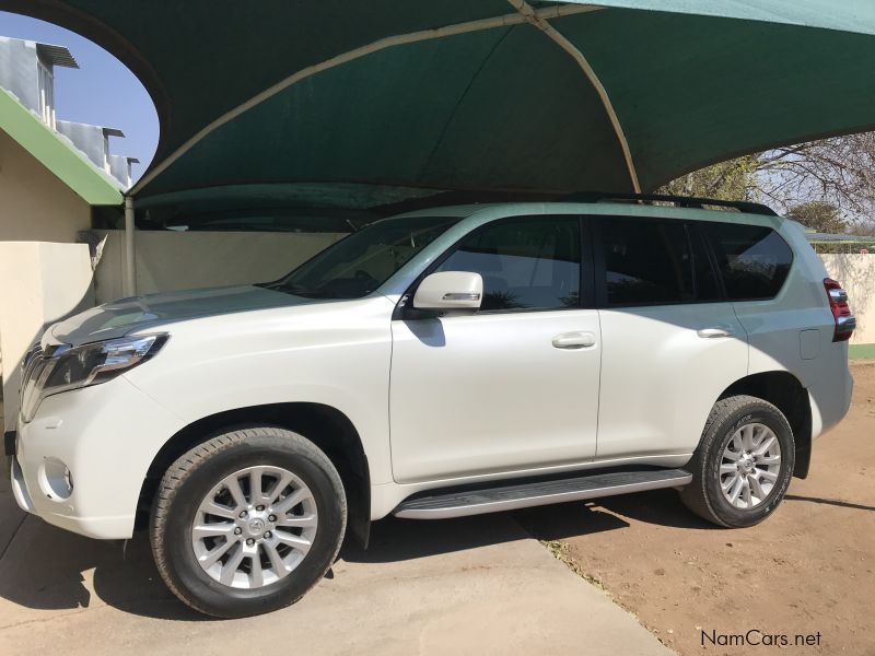 Toyota Land Cruser Prado 3.0VX A/T in Namibia