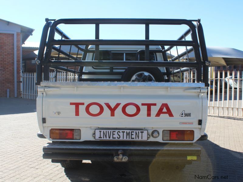 Toyota Land cruiser 4.0 V6 4x4 S Cab in Namibia