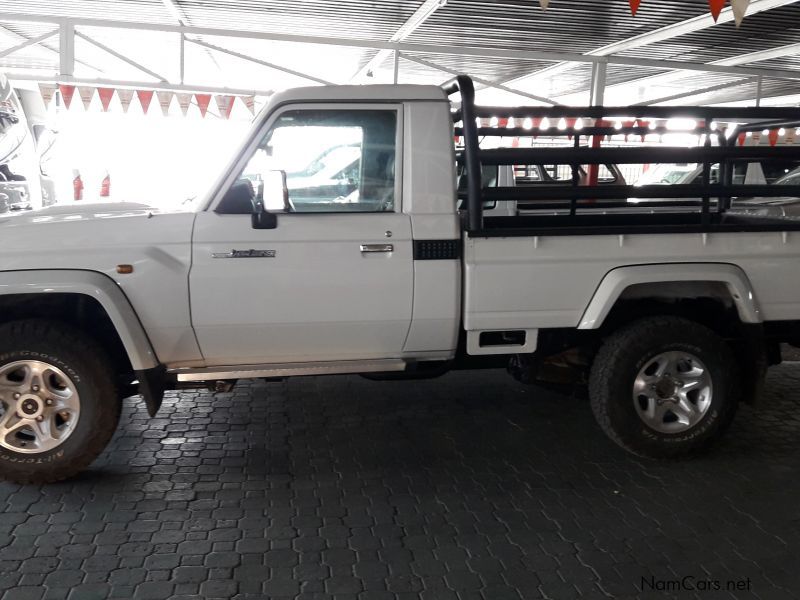 Toyota Land cruiser 4.5 V8 in Namibia