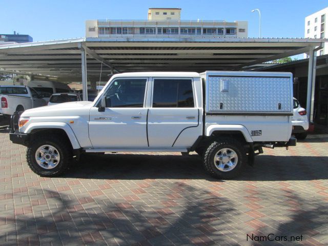 Toyota LandCruiser 79 Series V6 in Namibia