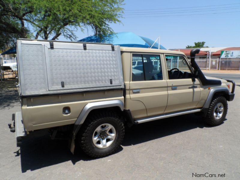 Toyota Landcruiser 4.0 V6 D/cab in Namibia